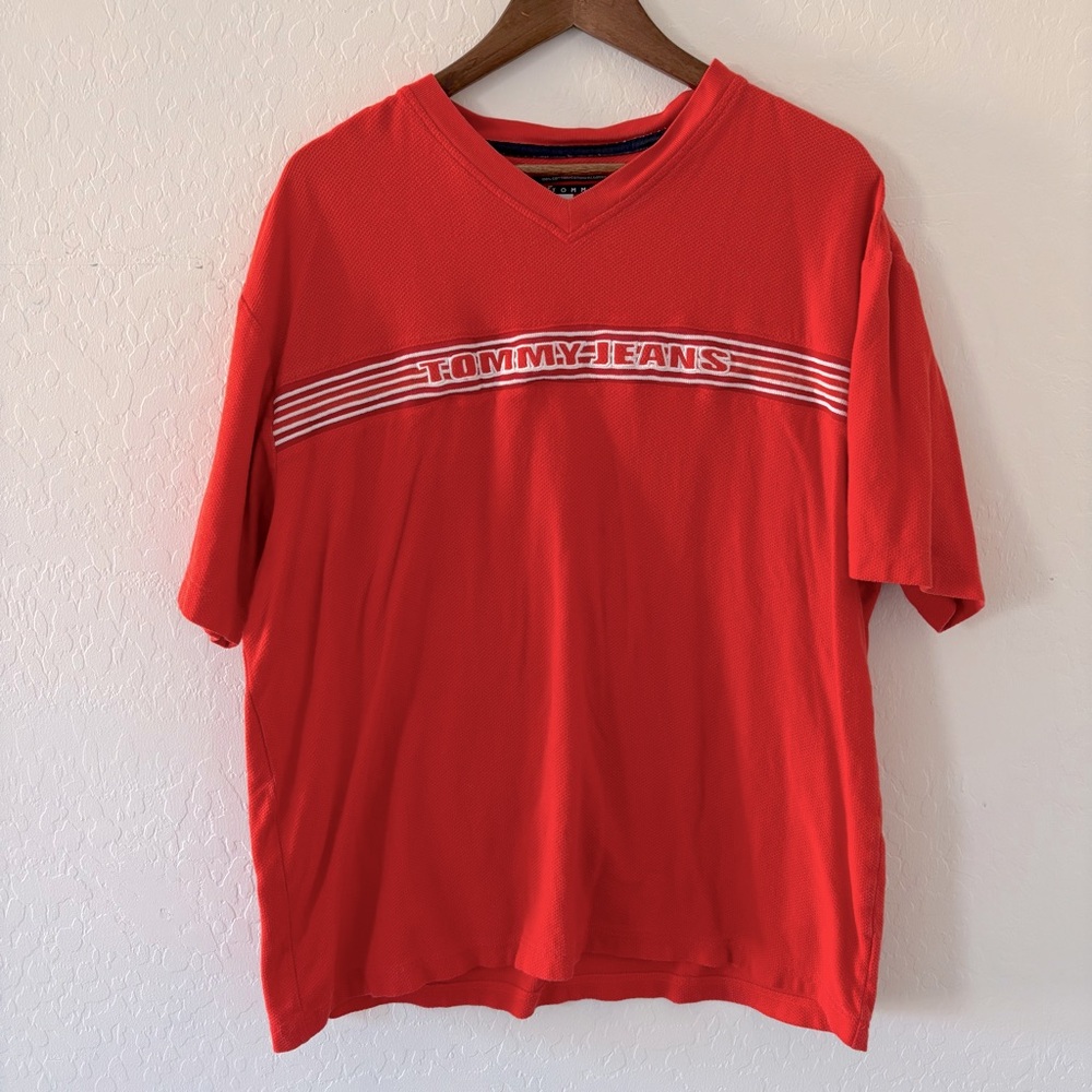 Vintage Tommy Jeans Hilfiger Red Short Sleeve Tee Shirt Large‎